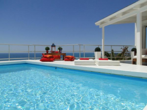  Villa Sitges Altavista Amaizing View South oriented Calm Area AC Beach 2 minutes  Сиджес